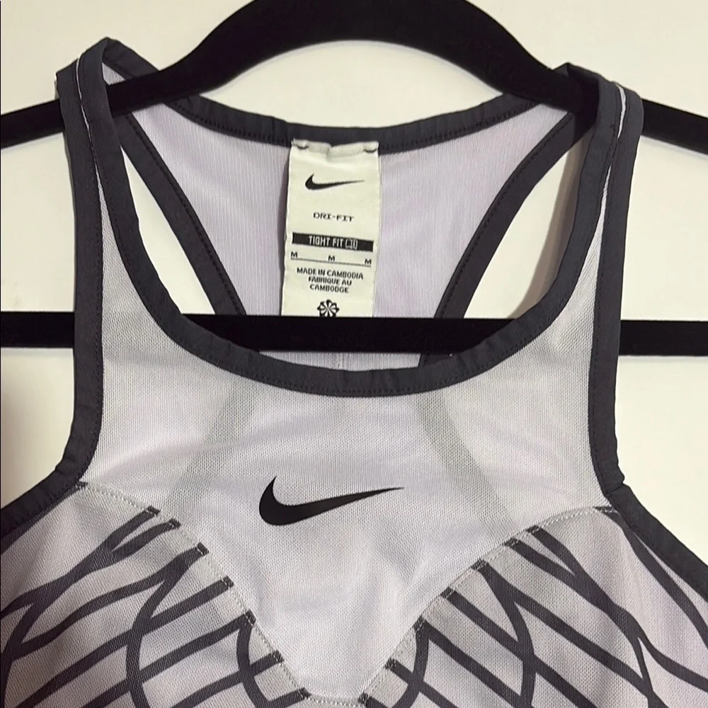 Nike Dri Fit - Picture 12 of 14